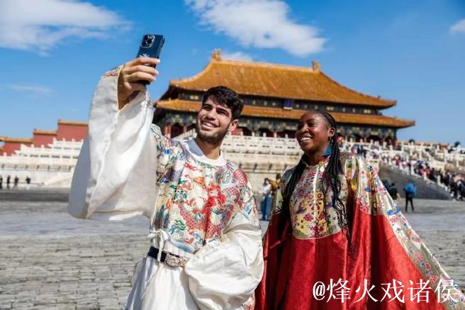 中网高芙连续2年晋级4强 前冠军组合进女双半决赛 中网高芙连续2年晋级4强 前冠军组合进女双半决赛